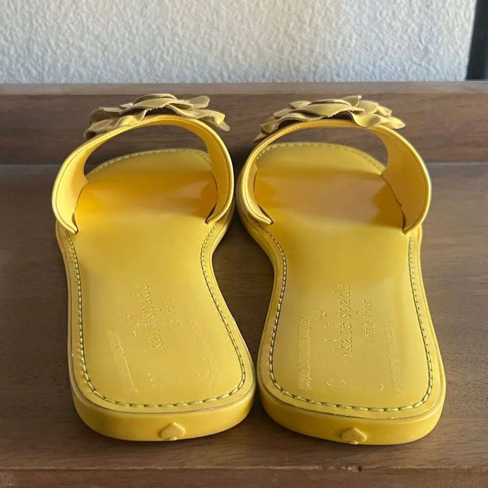 KATE SPADE Santana Flower Slide Sandal in Dandelion Yellow Size 9 NEW - Picture 6 of 9